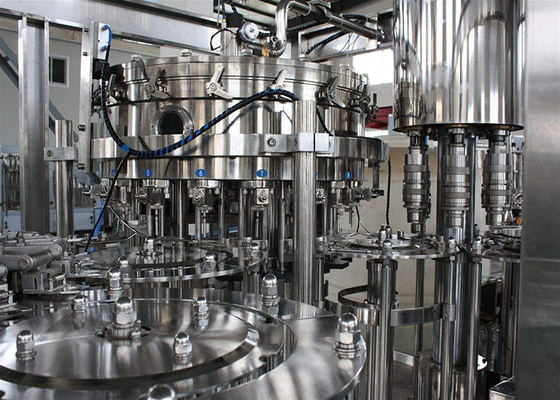 China La poder de soda carbonató capacidad de la válvula 30000BPH de la alta precisión de la máquina de rellenar de la bebida proveedor