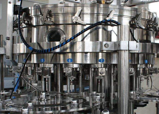 China Aclarando la embotelladora de relleno 2.2kw de la cerveza del arte que capsula accione 1200-1800 BPH proveedor